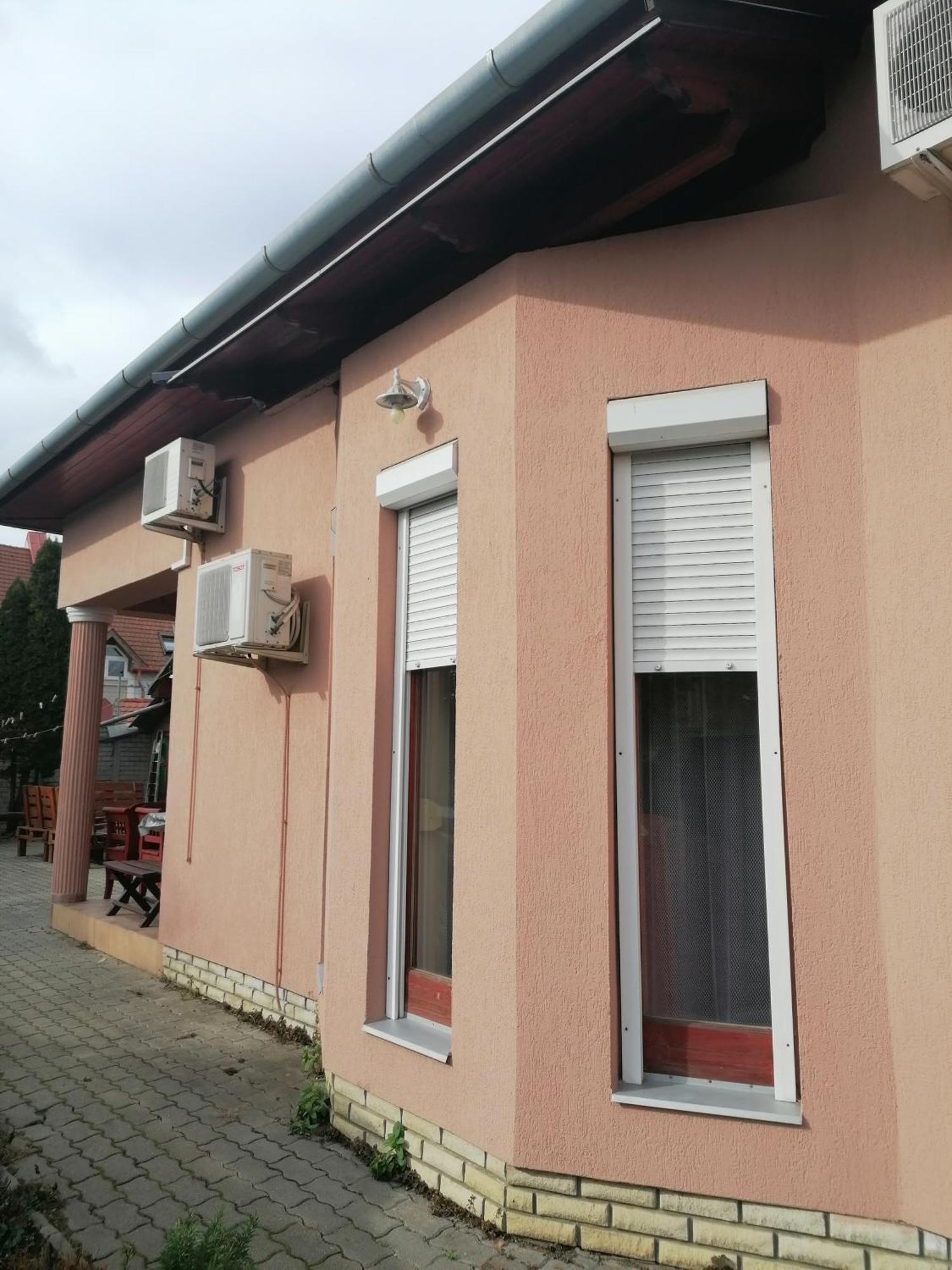 Hotel Iglodi Panzio Kunszentmárton Exterior foto